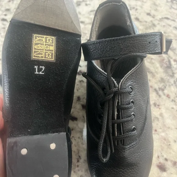 IRISH STEP DANCE - hard shoes - Picture 4 of 4